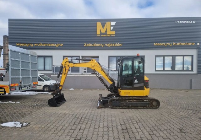 jcb