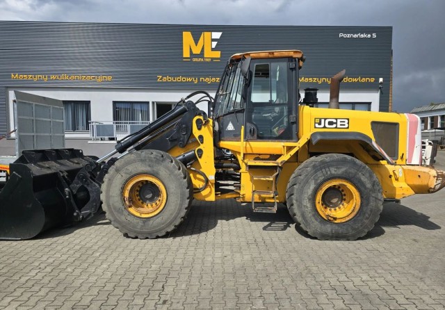 jcb
