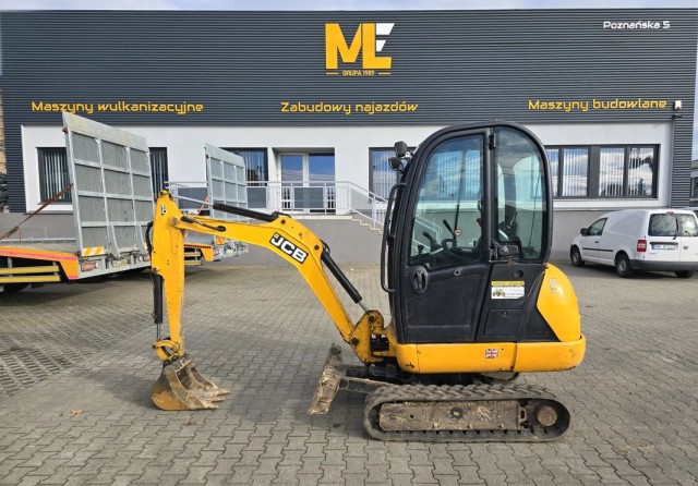 jcb