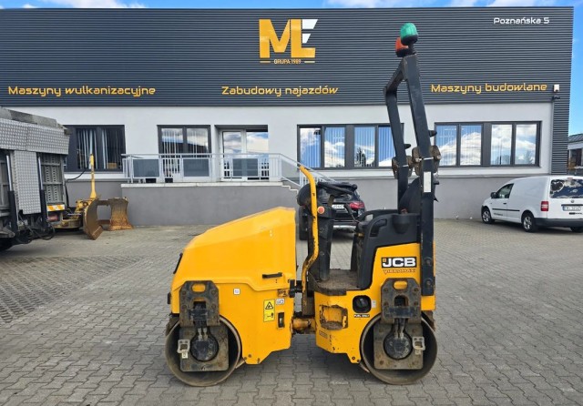 jcb