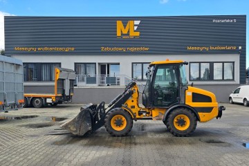 Ładowarka kołowa JCB 406 łyżka, młot hydrauliczny rok 2021